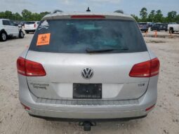 
										2013 Volkswagen Touareg full									