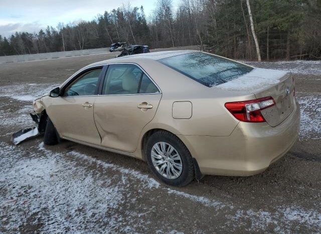 
								2012 Toyota Camry full									