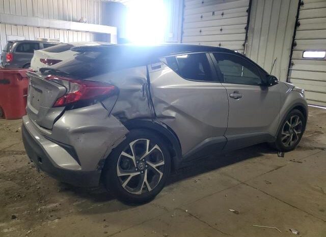 
								2019 Toyota C-hr full									