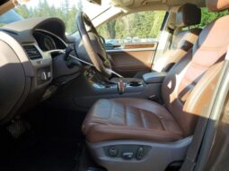 
										2013 Volkswagen Touareg full									