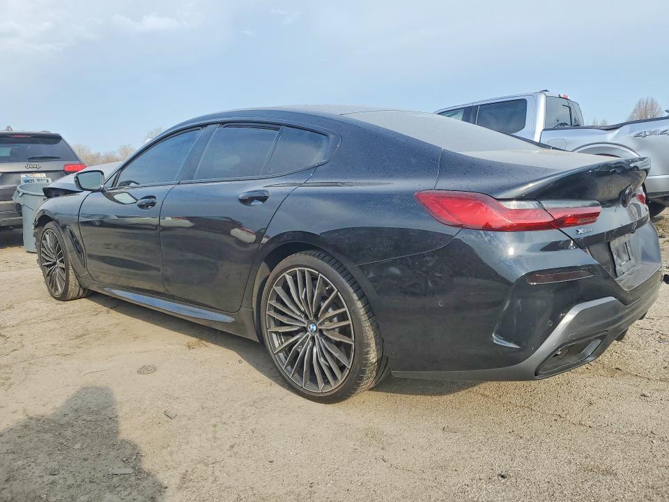 2020 BMW M8