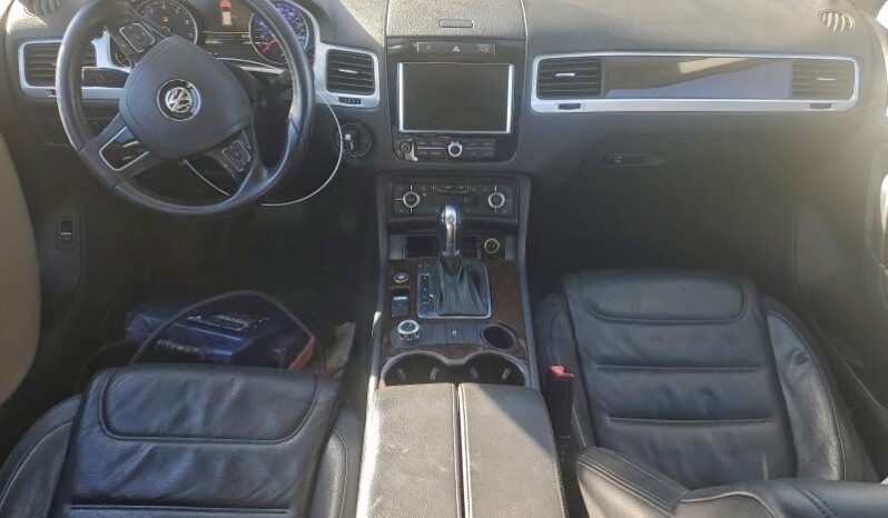 
								2014 Volkswagen Touareg full									