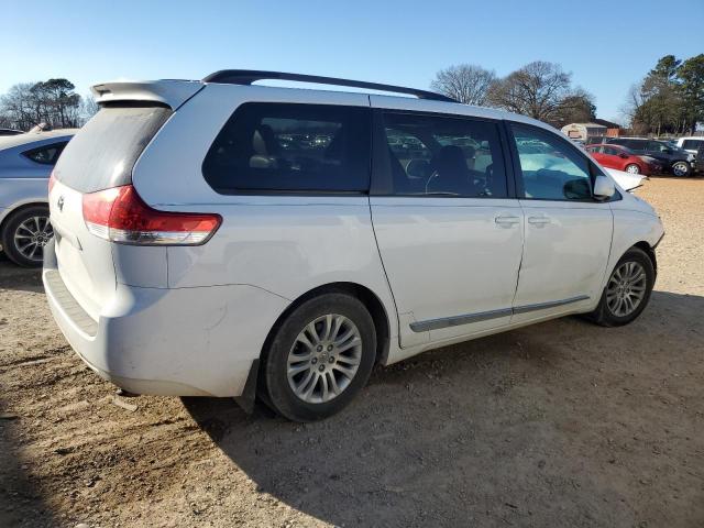 2013 Toyota Sienna xle