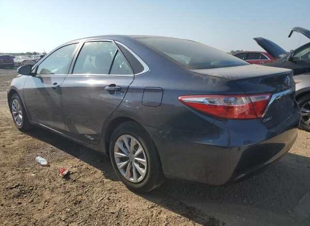 
								2016 Toyota Camry le full									