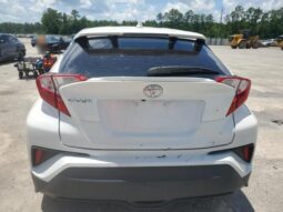 
										2021 Toyota C-hr full									