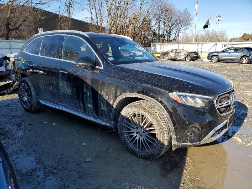 2023 Mercedes-benz Glc