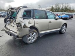 
										2004 Volkswagen Touareg full									