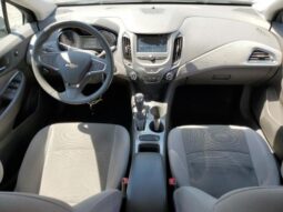 
										2017 Chevrolet Cruze full									