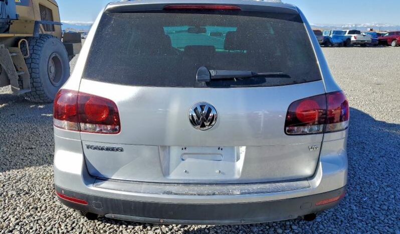 
								2008 Volkswagen Touareg full									
