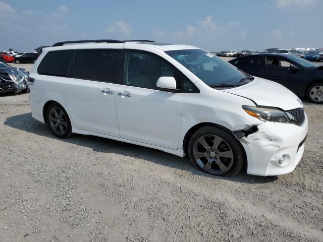 2016 Toyota Sienna