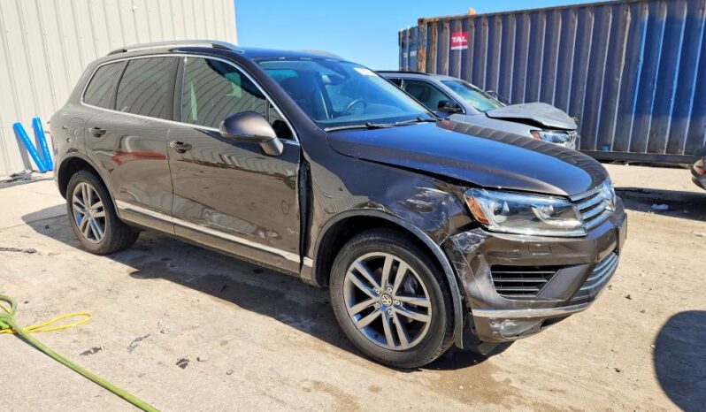 
								2016 Volkswagen Touareg full									