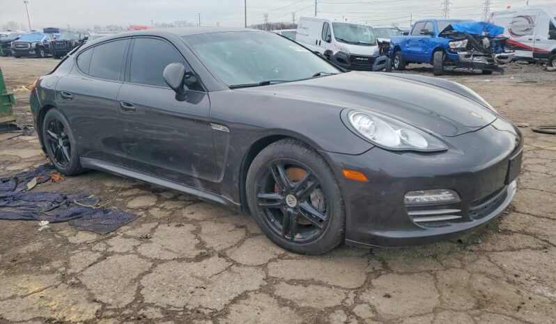 
								2011 Porsche Panamera full									