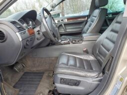 
										2004 Volkswagen Touareg full									