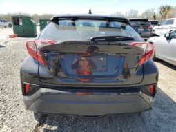 
										2021 Toyota C-hr full									