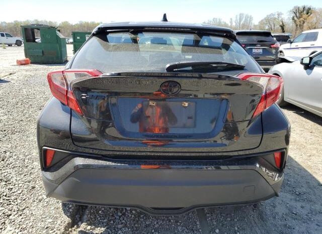 
								2021 Toyota C-hr full									