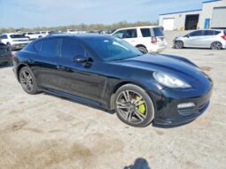 
										2013 Porsche Panamera full									