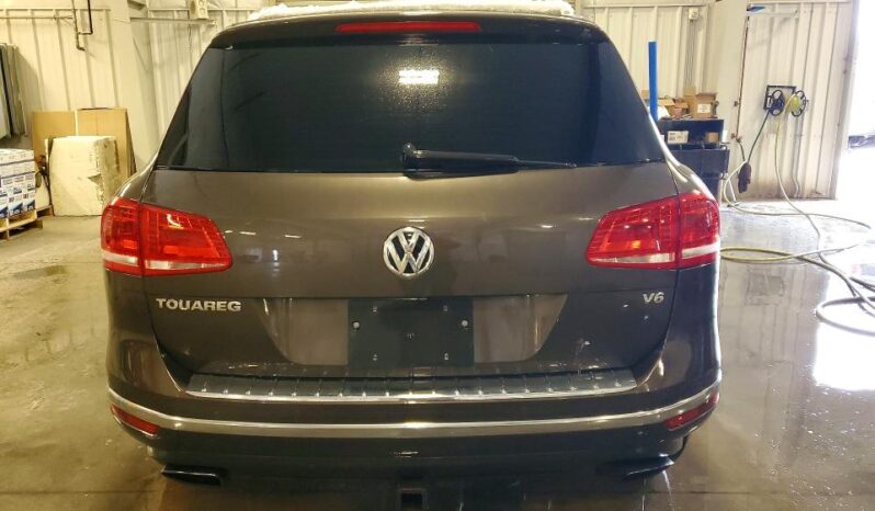 
								2015 Volkswagen Touareg full									