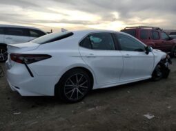 
										2022 Toyota Camry full									