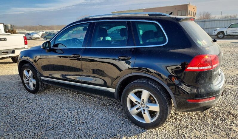 
								2014 Volkswagen Touareg full									