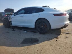 
										2018 Porsche Panamera full									