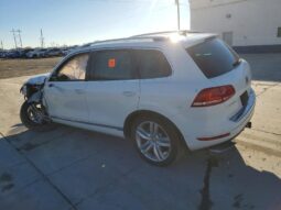 
										2014 Volkswagen Touareg full									