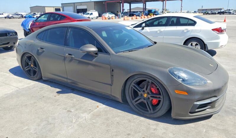 
								2017 Porsche Panamera full									