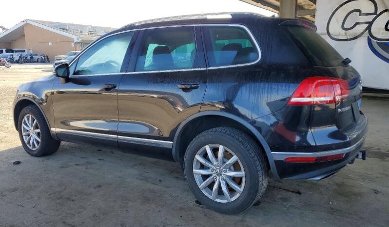 
								2017 Volkswagen Touareg full									
