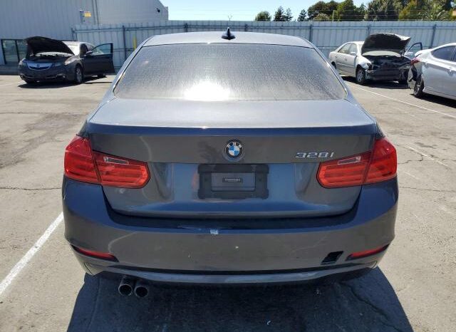 
								2013 BMW 3 series full									