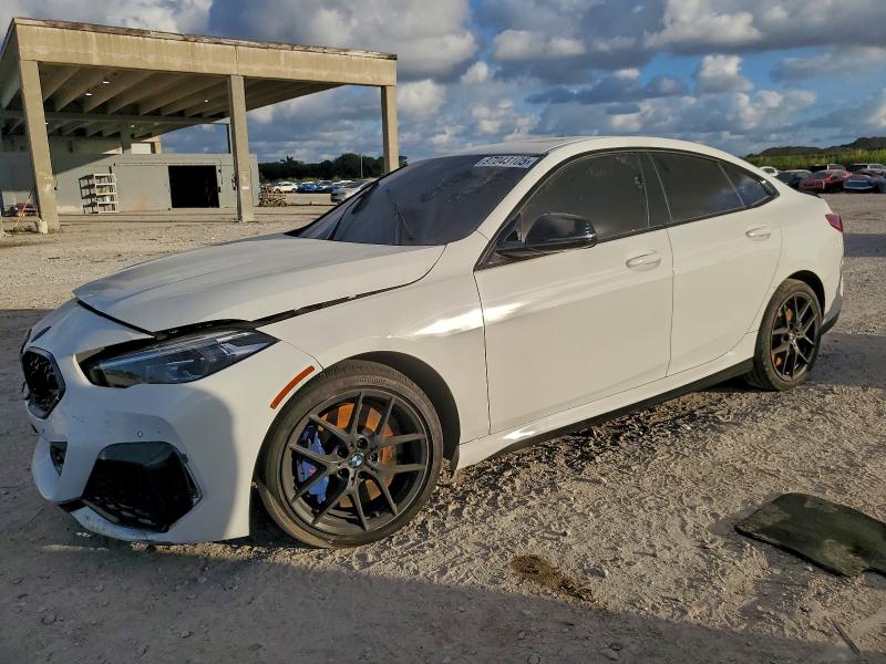 2021 BMW M235i