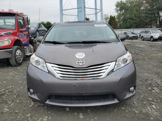 2012 Toyota Sienna