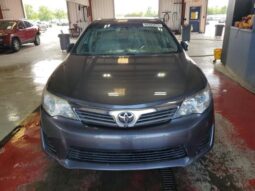 
										2014 Toyota Camry full									