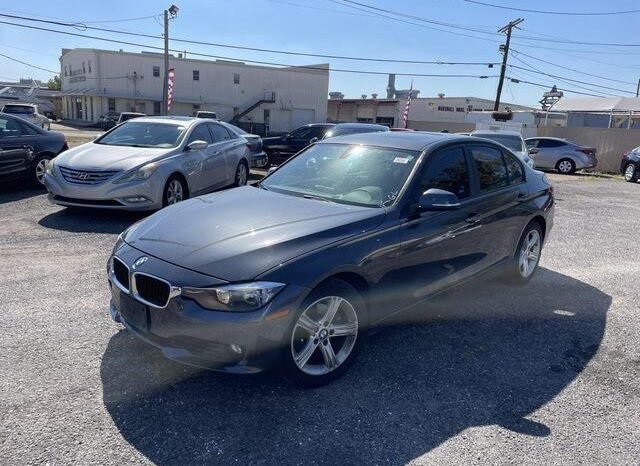 
								2013 BMW 3 series full									