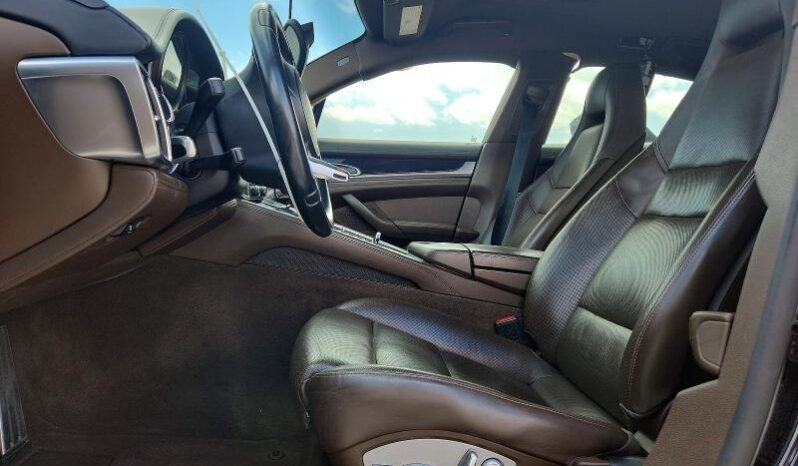 
								2016 Porsche Panamera full									