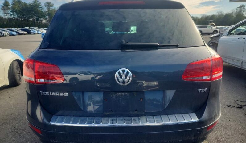 
								2012 Volkswagen Touareg full									
