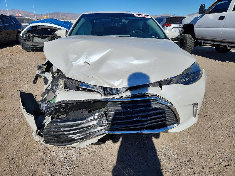 2016 Toyota Avalon