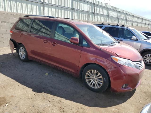 2013 Toyota Sienna xle