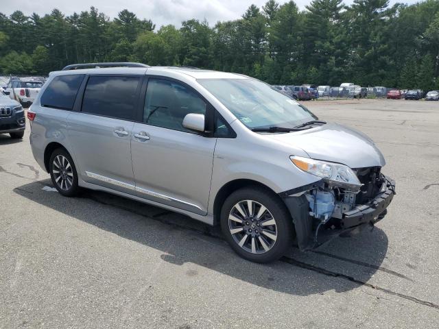 2018 Toyota Sienna
