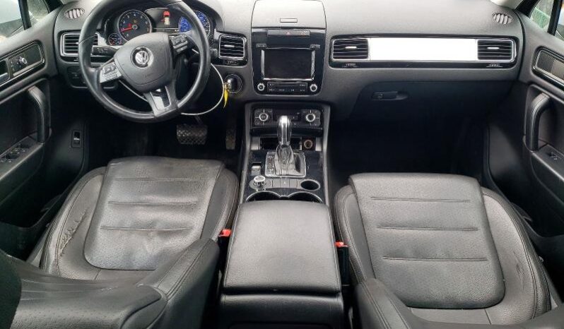 
								2014 Volkswagen Touareg full									