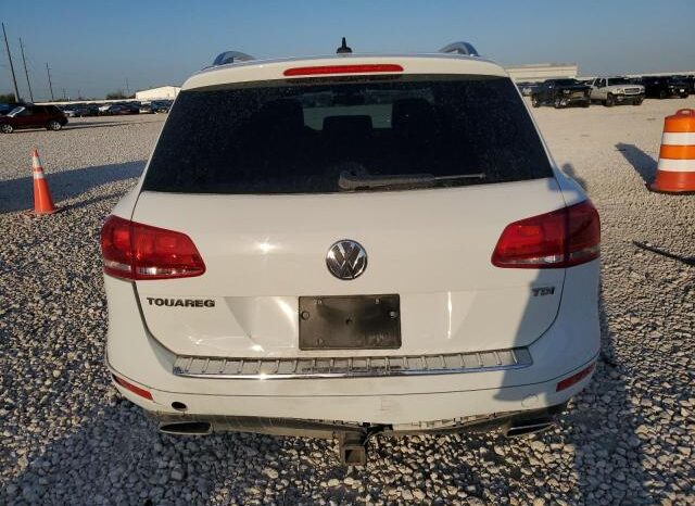 
								2014 Volkswagen Touareg full									