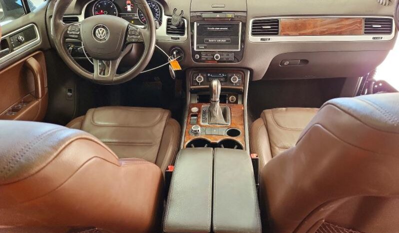 
								2014 Volkswagen Touareg full									