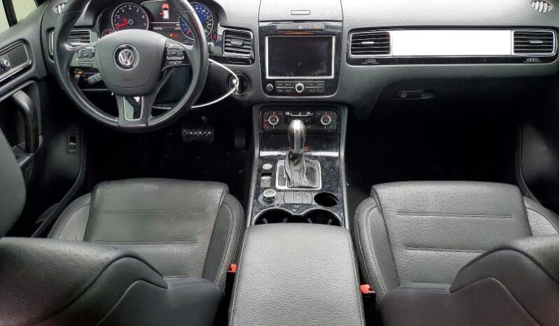 
								2014 Volkswagen Touareg full									