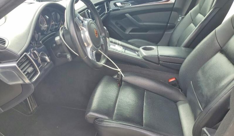 
								2016 Porsche Panamera full									