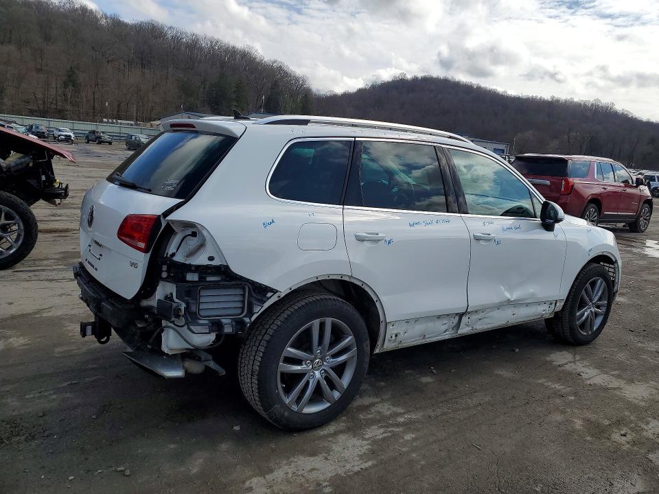 2016 Volkswagen Touareg