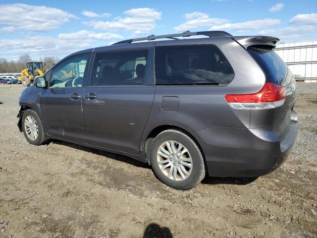 2014 Toyota Sienna xle