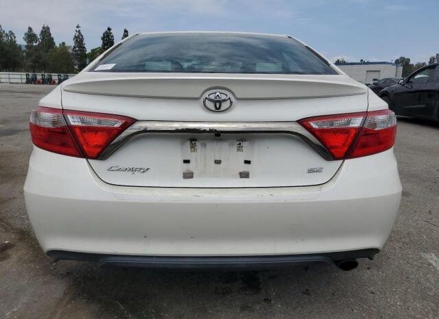 
								2015 Toyota Camry full									