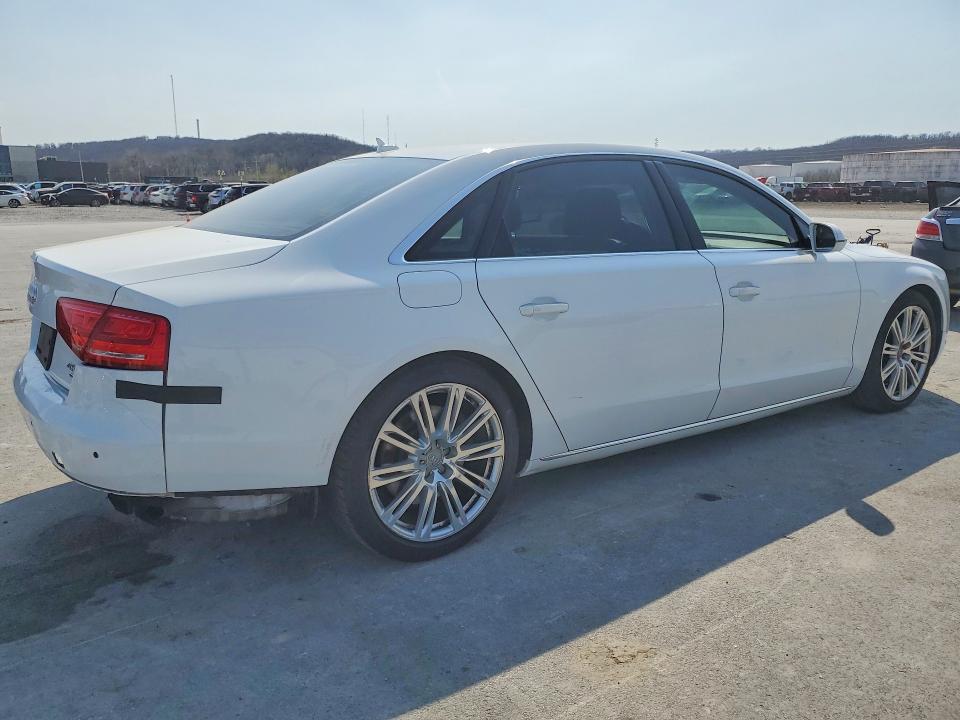2013 Audi A8