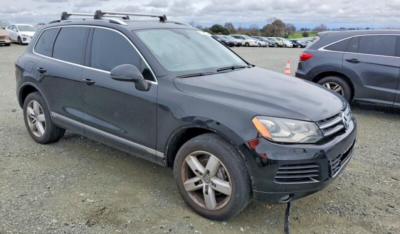 
								2014 Volkswagen Touareg full									