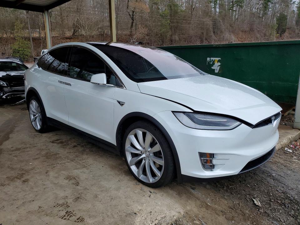 2017 Tesla Model x