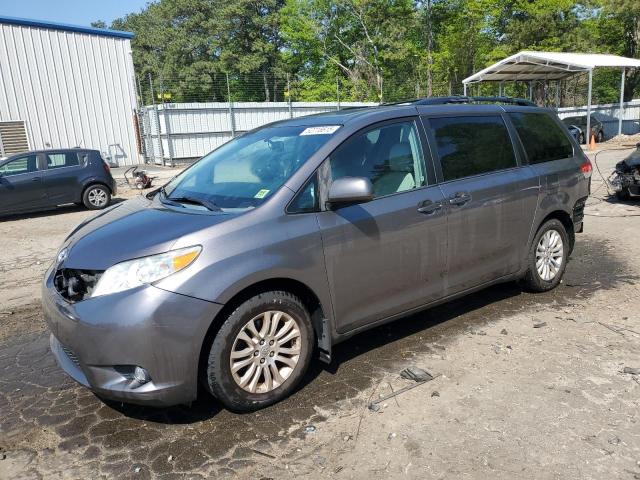 2014 Toyota Sienna xle