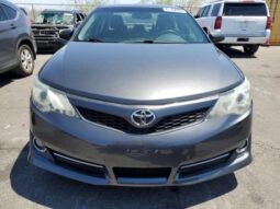 
										2012 Toyota Camry se full									